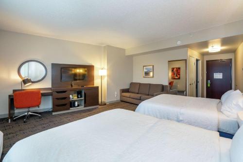 Photo - Hampton Inn & Suites Flagstaff - West