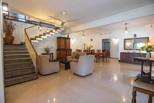 Spacious 4BR 4BA Family Villa wt Balcony & Lavish Garden