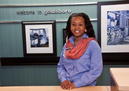 Hampton Inn Goldsboro - image 2