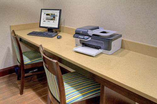 Hampton Inn Goldsboro - image 6