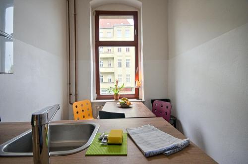 2 Bedroom Apartment (ABEMI), Берлин (фото 6)