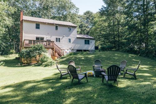 Spacious Country Home Freeport, 5 min to LL Bean!