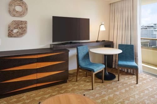 King Suite with Ocean View image 5