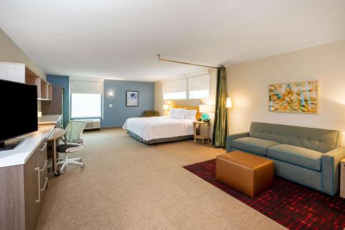 King Studio Suite - Non-Smoking image 3