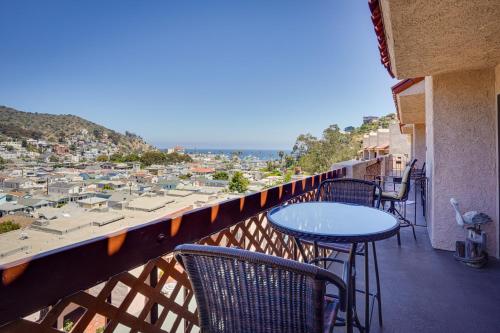 Family-Friendly Avalon Penthouse with Ocean View! - Apartment - Avalon