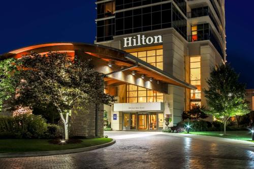 Hilton Branson Convention Center Hotel - Accommodation - Branson