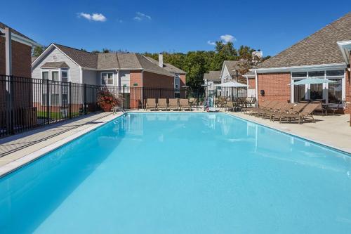 Homewood Suites by Hilton Indianapolis At The Crossing - image 24