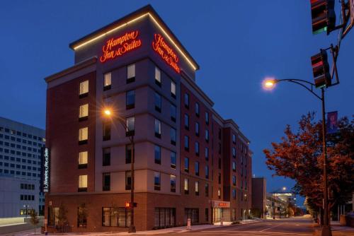 Hampton Inn & Suites Winston-Salem Downtown