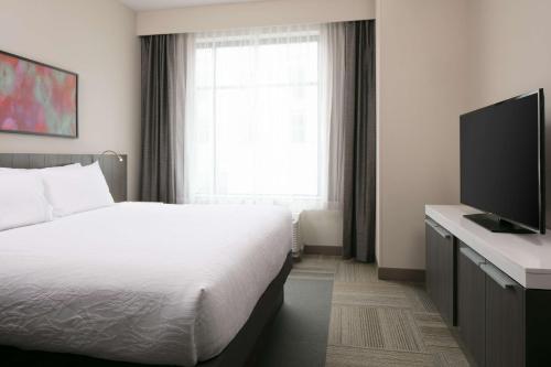 Hilton Garden Inn Iowa City Downtown University - image 8