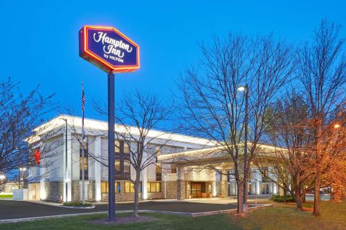 Hampton Inn Lafayette - main image