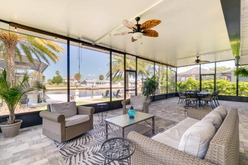 Hernando Beach Getaway with Private Dock and Kayaks! in Hernando Beach, USA