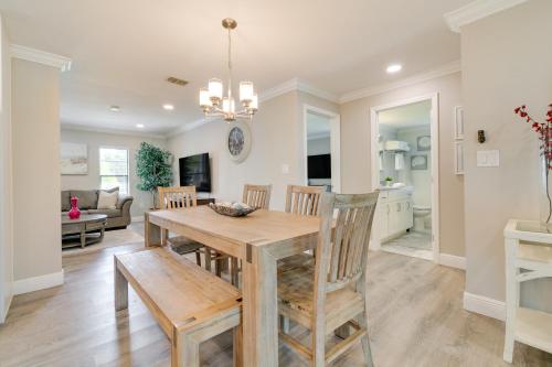 Hernando Beach Getaway with Private Dock and Kayaks! in Hernando Beach, USA