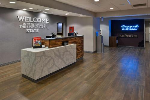 Lobby, Hampton Inn & Suites Las Vegas Airport in Henderson