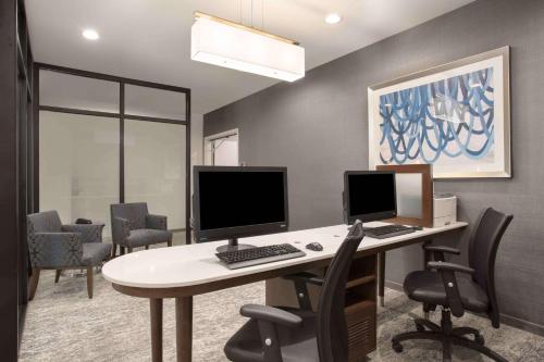 Homewood Suites By Hilton Las Vegas City Center - image 9