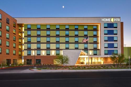 Home2 Suites by Hilton Las Vegas Convention Center - No Resort Fee