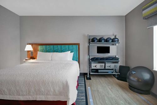 Hampton Inn by Hilton Las Vegas Strip South - image 9