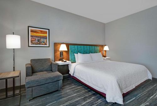 Hampton Inn by Hilton Las Vegas Strip South - image 11