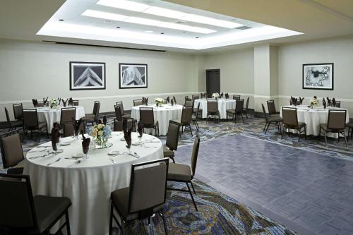 Embassy Suites Los Angeles - International Airport/North - image 40