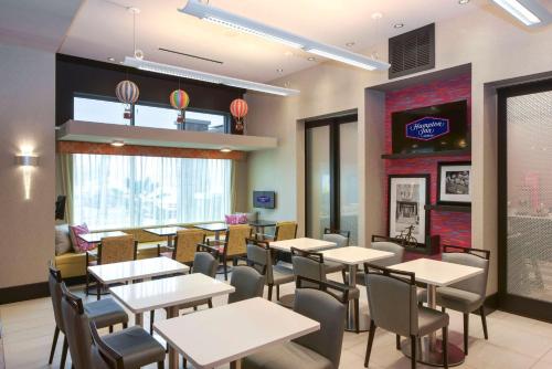 Hampton Inn Lumberton NC - image 8