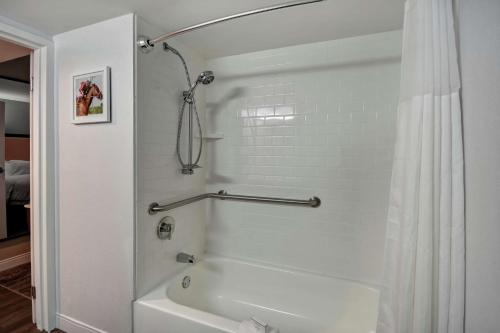 Hampton Inn Lexington I-75 - image 2