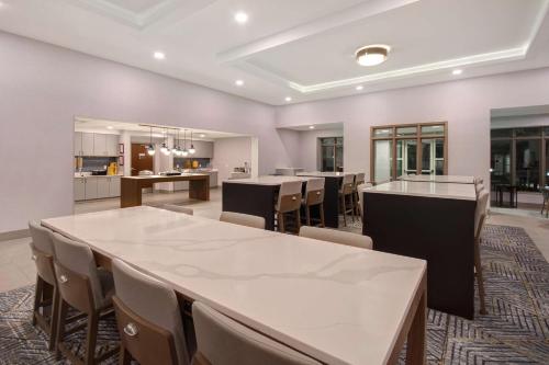 Homewood Suites by Hilton Lexington-Hamburg