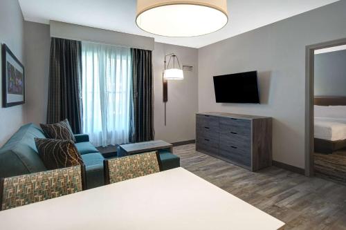 Homewood Suites by Hilton Lexington-Hamburg