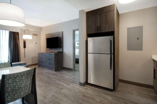 Homewood Suites by Hilton Lexington-Hamburg