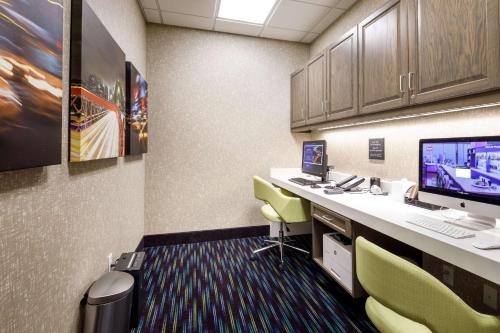 Hampton Inn By Hilton Paramus