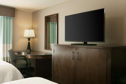 Hampton Inn By Hilton & Suites Lincoln - Northeast I-80