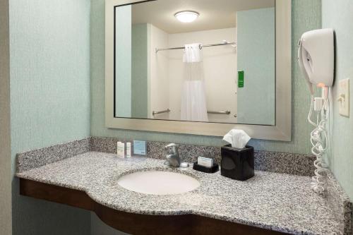 Hampton Inn By Hilton & Suites Lincoln - Northeast I-80