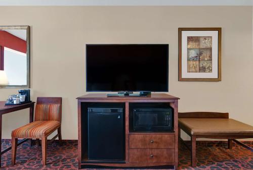 Hampton Inn Lordsburg - image 6
