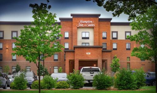 Hampton Inn and Suites La Crosse Downtown