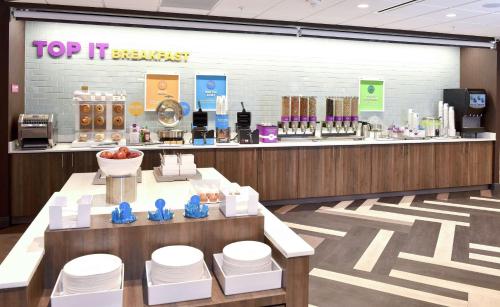 Tru By Hilton Lawrence Tru By Hilton Lawrence