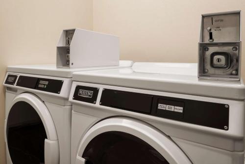 Hampton Inn Lawrence Hampton Inn Lawrence