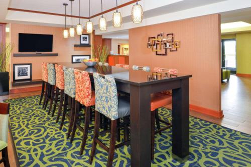 Hampton Inn By Hilton Martinsburg