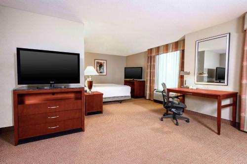 Hilton Garden Inn Independence - image 12