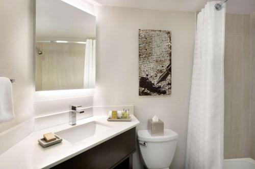 دبل تري باي هيلتون ماكلين تايسونس دبل تري باي هيلتون ماكلين تايسونس