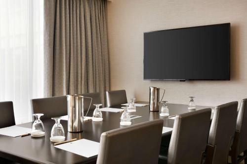 دبل تري باي هيلتون ماكلين تايسونس دبل تري باي هيلتون ماكلين تايسونس