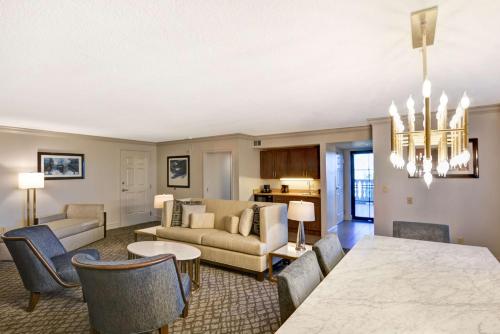 Embassy Suites By Hilton Hotel Orlando-Downtown