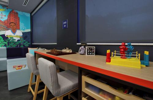 Lobby, Tru by Hilton Meridian in Meridian (MS)