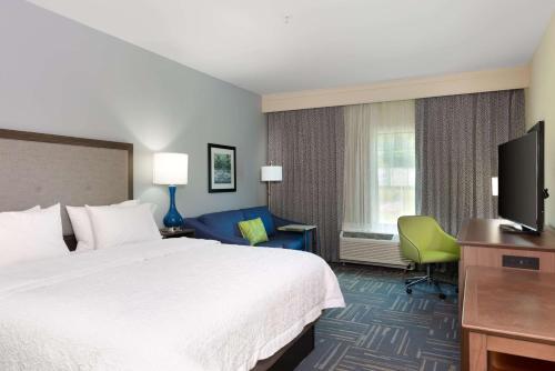 Hampton Inn Wetumpka - image 13