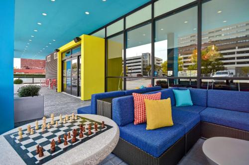 Tru By Hilton Manchester Downtown in Manchester, USA