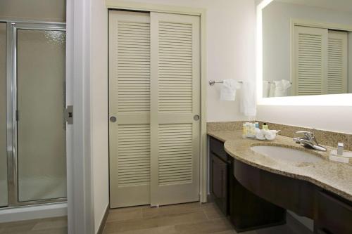 Homewood Suites by Hilton Miami - Airport West