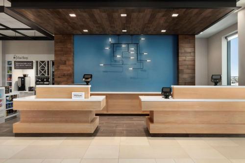 Hilton Garden Inn Milwaukee Brookfield Conference Center - image 11