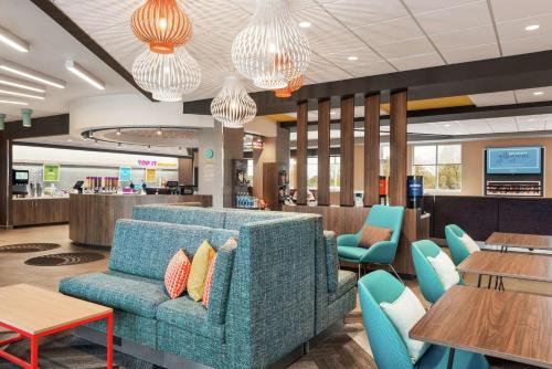 Tru By Hilton Milwaukee Brookfield - image 14