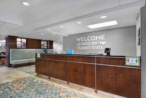 Hampton Inn Charlotte Monroe - image 10