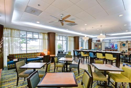 Hampton Inn Mobile/East Bay - image 3