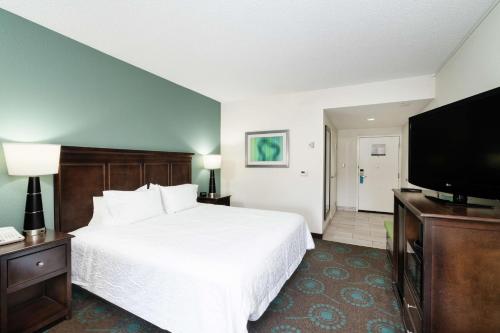 Hampton Inn & Suites Mooresville