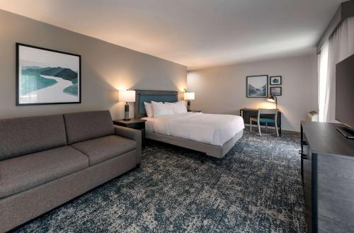 Best Western Seacliff Inn - image 12