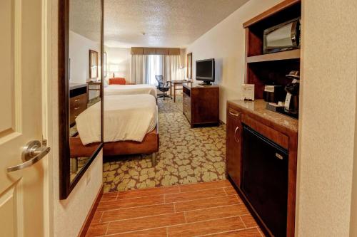 Hilton Garden Inn Minneapolis/Eden Prairie - image 10
